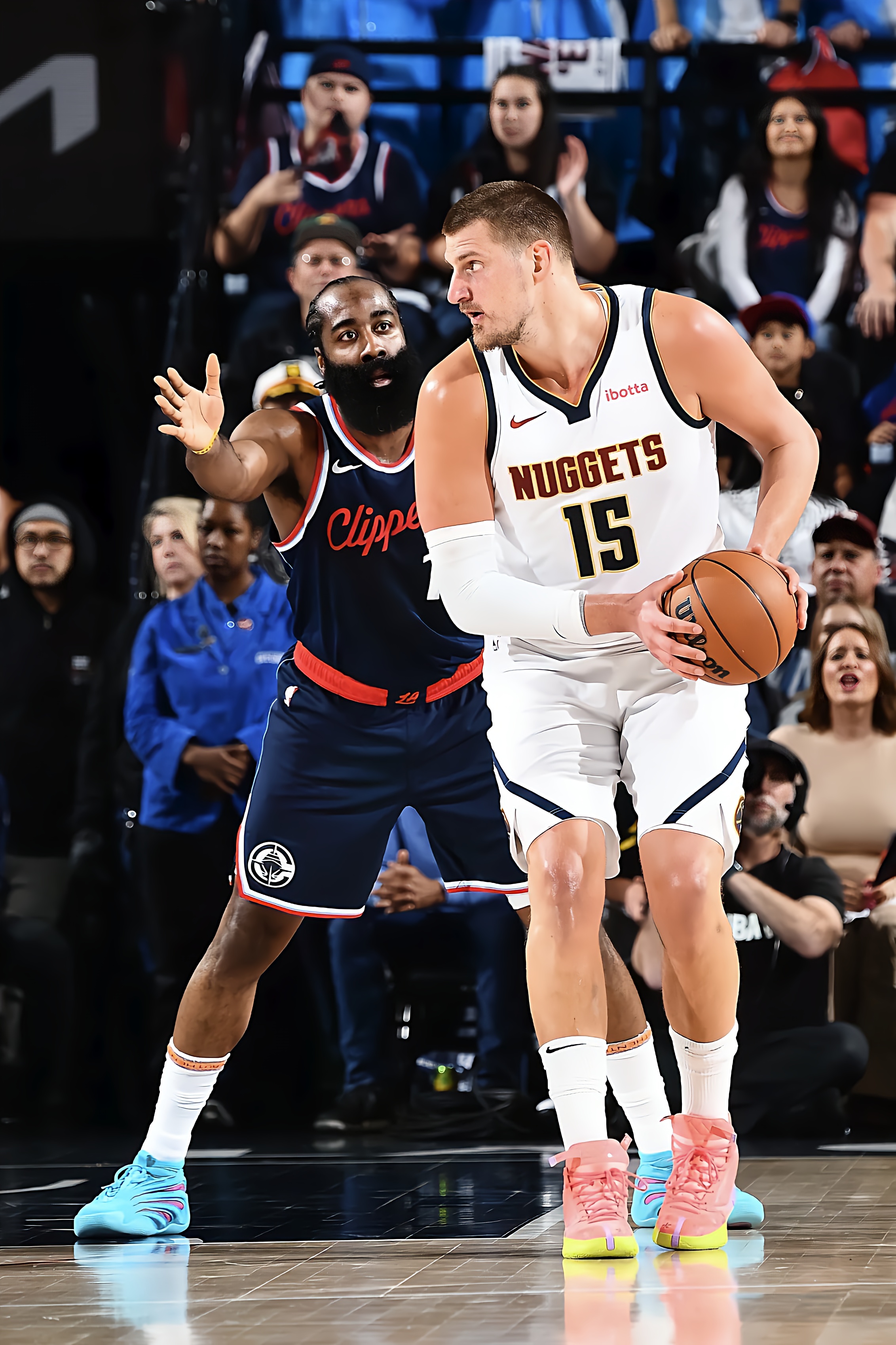 关于清晨体能课后,丹佛掘金更衣室发声备战NBA季后赛,话题不断,赛程密集仍需轮换的信息 关于清晨体能课后,丹佛掘金更衣室发声备战NBA季后赛,话题不断,赛程密集仍需轮换的信息