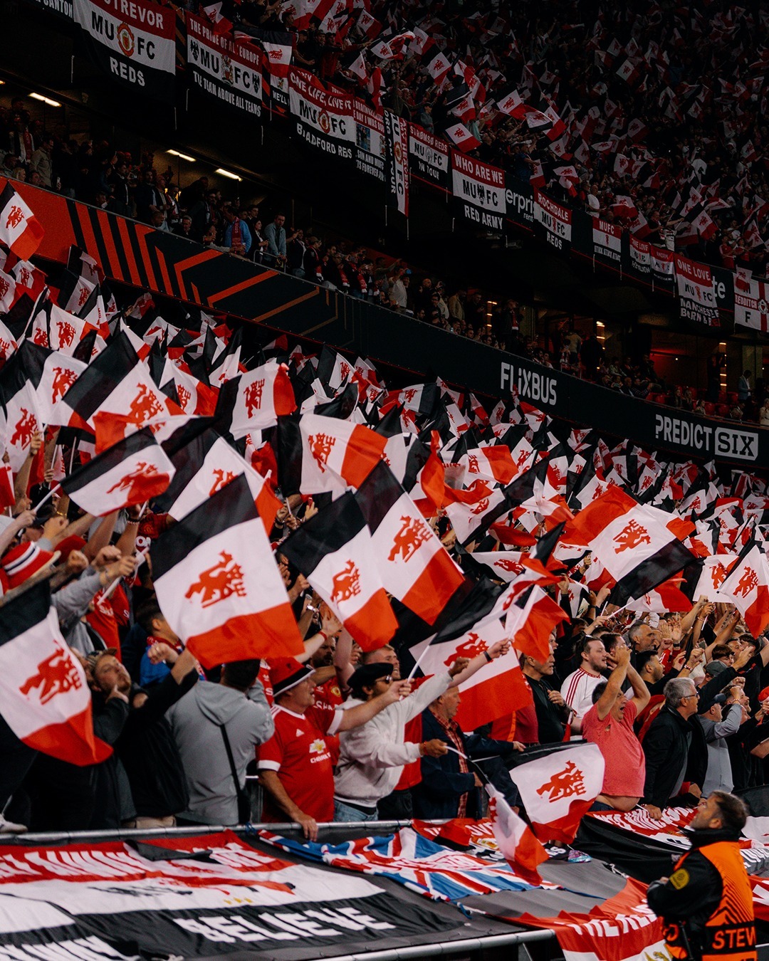 开云体育官网-社区盾倒计时，曼联清晨豪取连胜，细节引发关注，更衣室稳定，更衣室氛围转暖的简单介绍