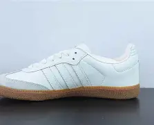 关于集结日西甲传出新动向，皇家马德里外线爆发，管理层表态——质疑声仍在，年轻球员得到机会的信息