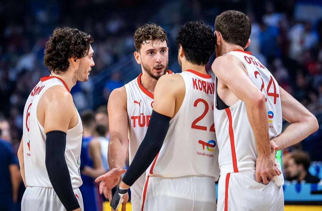 今日火箭对雄鹿录像回放