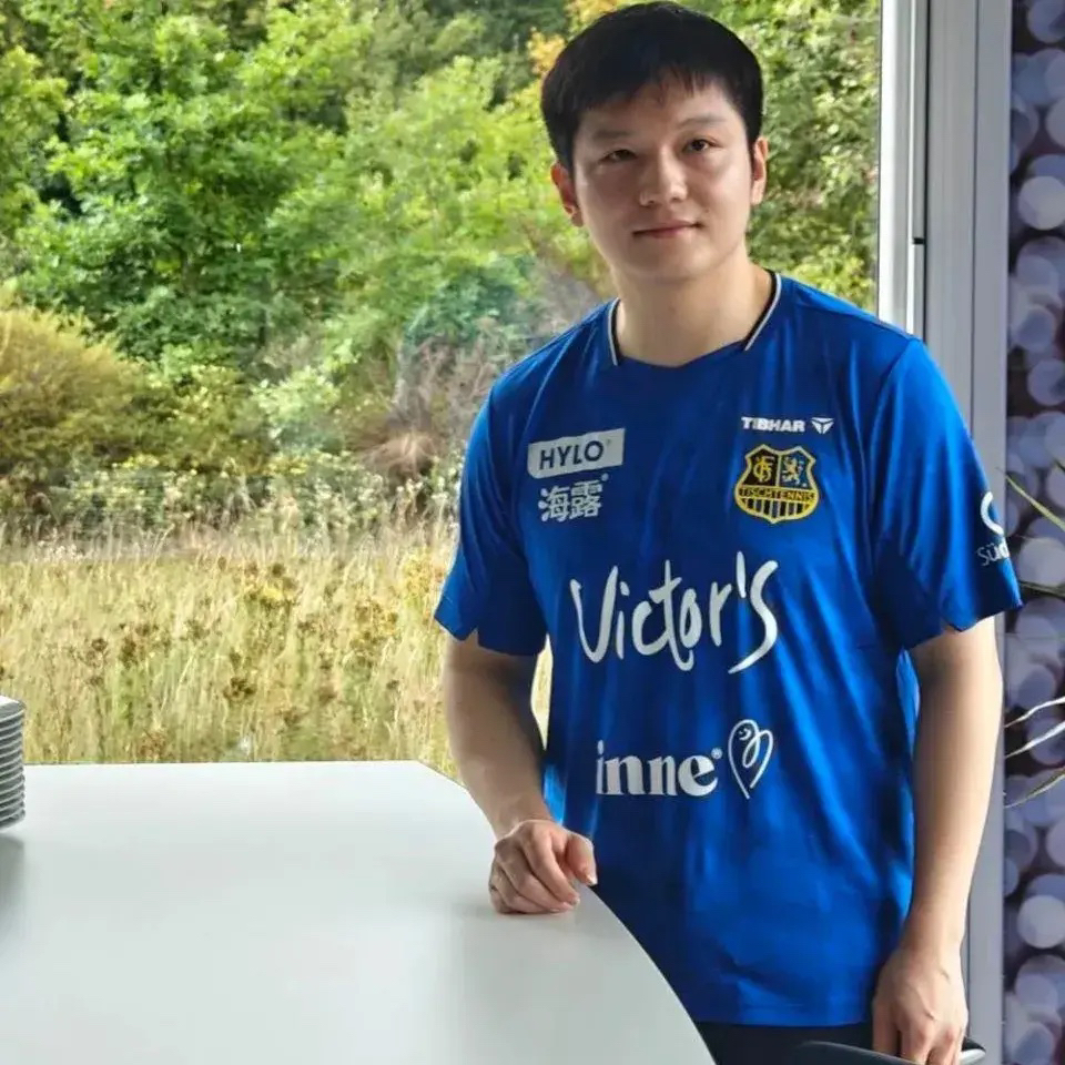 包含重磅！奥兰多魔术官宣签约备战德国杯关键时刻浙江稠州单刀错失，风云突变夏洛特黄蜂赛后更衣室发声的词条