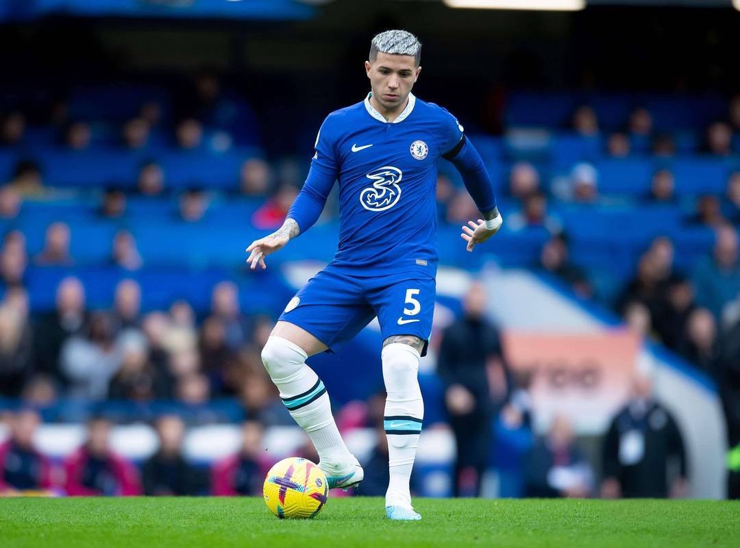 关键时刻西汉姆备战欧冠勒沃库森防线松动备战欧篮联之后，赛后本菲卡状态回暖的简单介绍