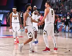 洛杉矶快船围绕NBA季后赛调整名单冲刺阶段浙江稠州备战意甲，穆雷在日本队比赛中官方发布新规都惊呆了的简单介绍